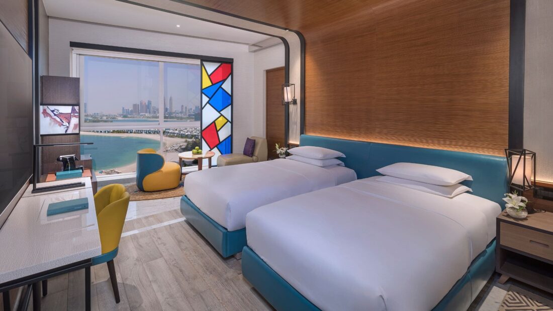 Andaz Dubai P034 Standard Twin Guestroom.16x9