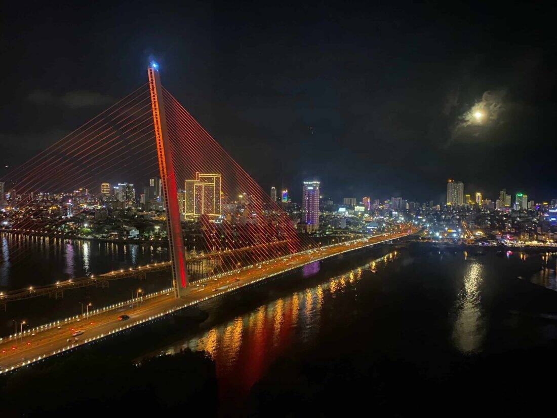 Bruecke Da Nang