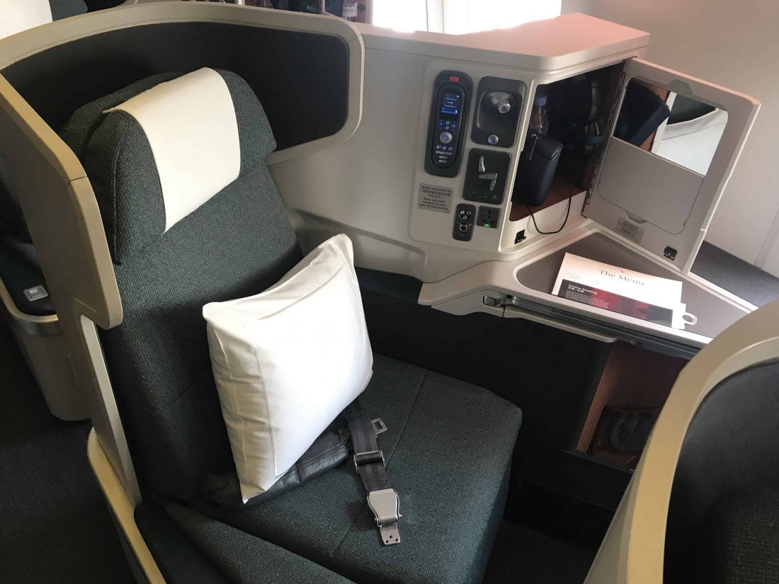cathay pacific business class 777 300