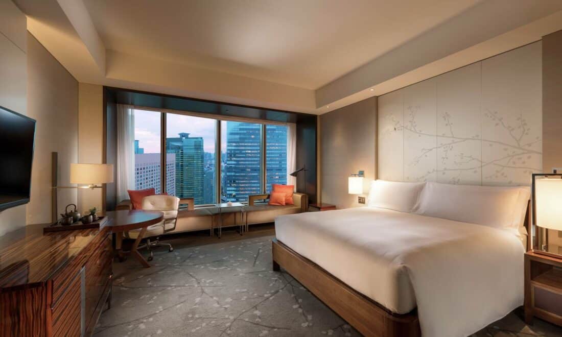 Conrad Tokyo city view room king