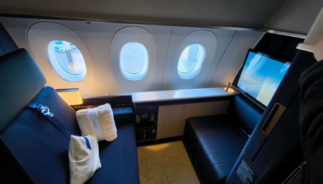 Lufthansa Allegris First Window Suite
