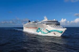 Norwegian Jade © Norwegian Cruise Line