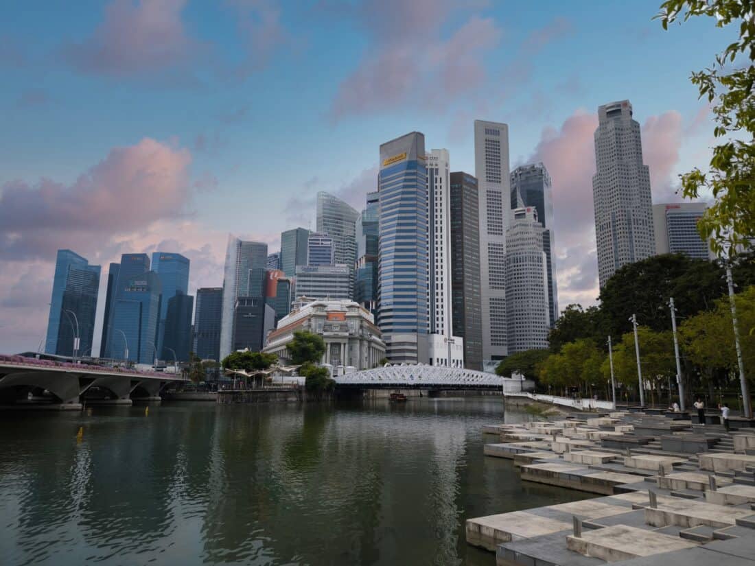 Singapore Marina Bay Skyline banks and fullerton