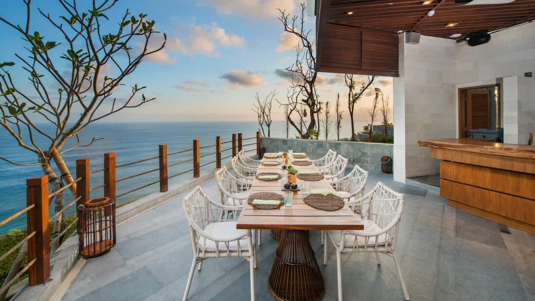 Six Senses Uluwatu Cliff Bar