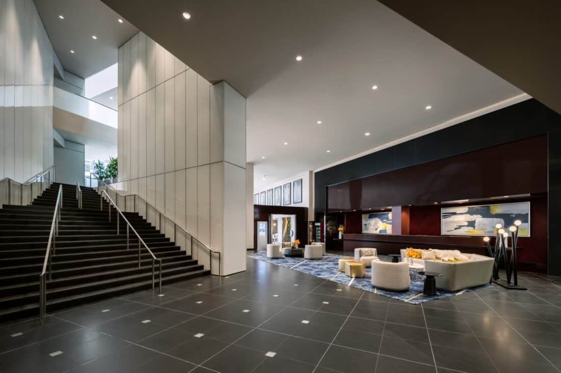 Sofitel chicago magnificent mile lobby