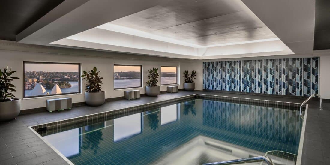 intercontinental sydney pool
