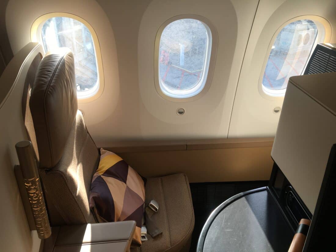Etihad 787 Business Class Seat