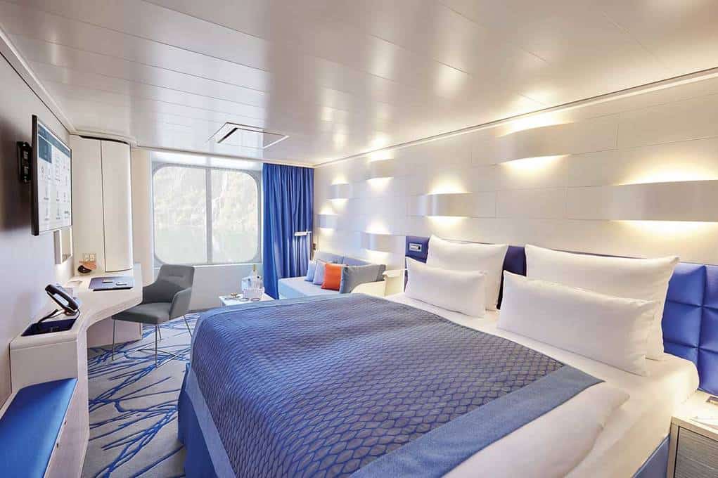Hanseatic Spirit - Oceanview Cabin
