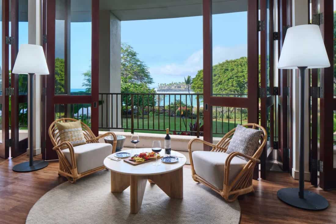 Outrigger Kona Voyager 47 Club Lounge