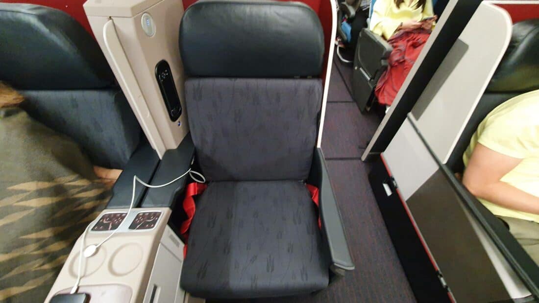 Turkish 777 business seat