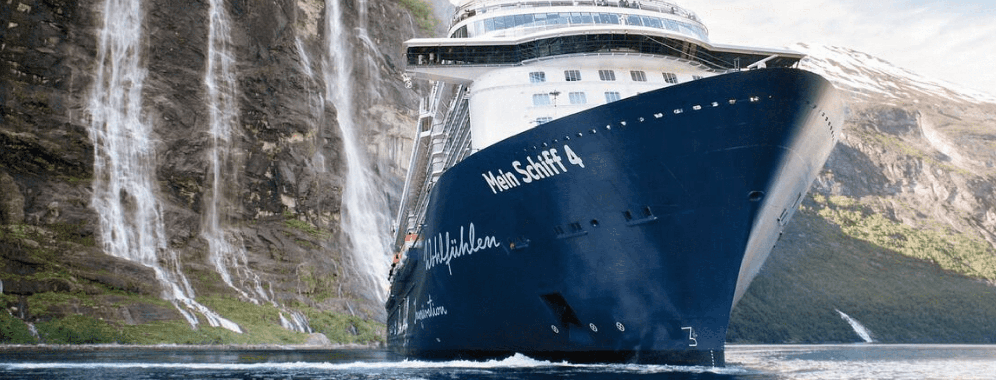 Mein Schiff 4 exterior