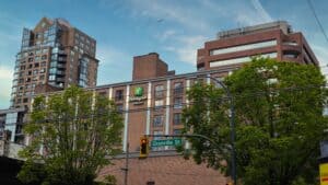 Holiday Inn & Suites in Vancouver