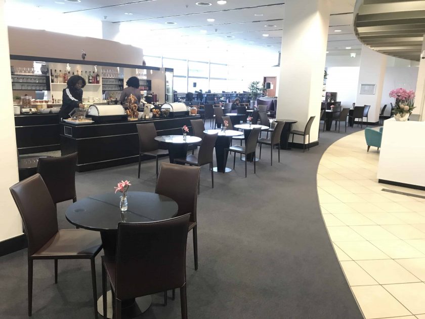 Cathay Pacific Review FRA HKG C Lounge Frankfurt 1